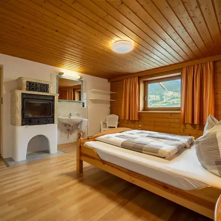 Pfister Apartament *