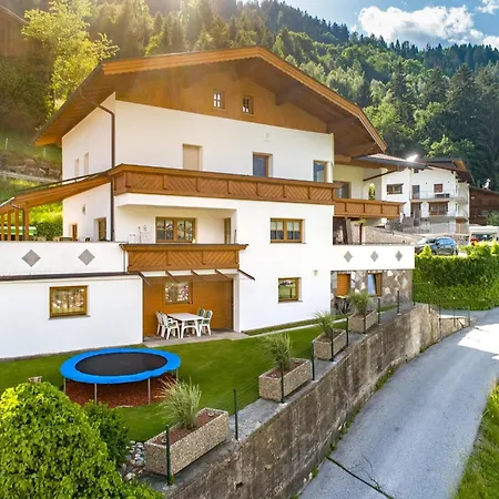 Pfister Apartament *